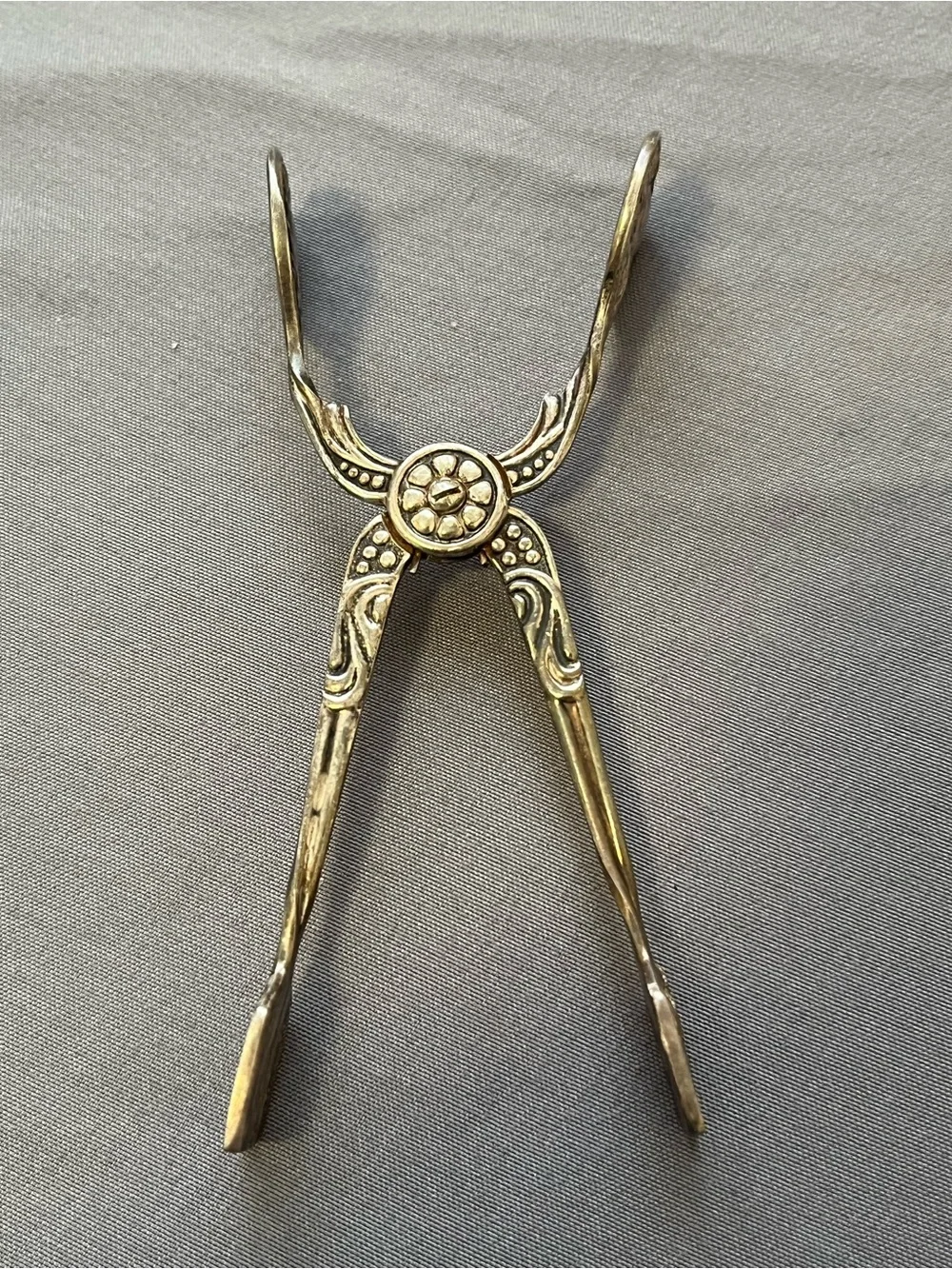 Vintage Nils Johan Of Sweden Art Nouveau Styles Floral Ornate Tidbit/Sugar Tongs